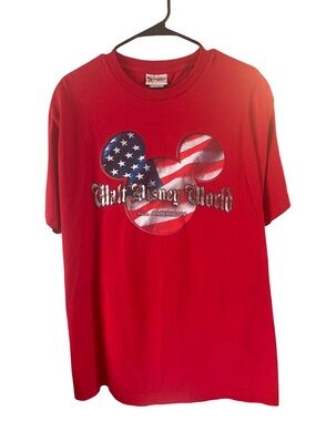 Disney Red Mickey Logo T‑Shirt